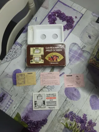 Caja y documentación Donkey Kong II Game & Watch
