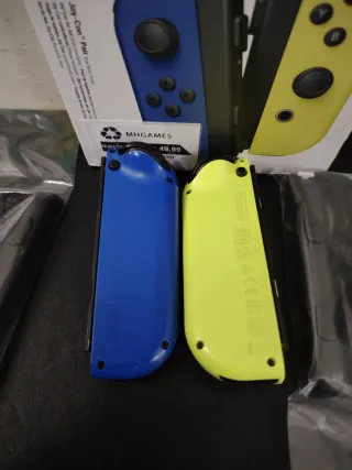 Nintendo Switch Joy-Con Azul Amarillo