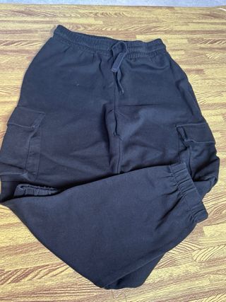 Pantalones cargo negros