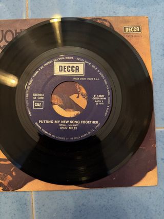 John Miles Music - Putting My New Song Together