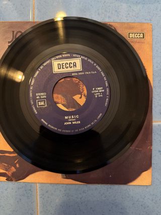 John Miles Music - Putting My New Song Together