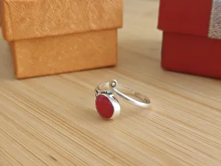 Anillo Plata 925 y Rubí Ajustable