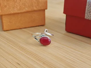 Anillo Plata 925 y Rubí Ajustable