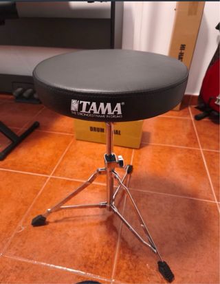 Alesis Turbo Mesh Kit + Sillin TAMA HT10S nuevo