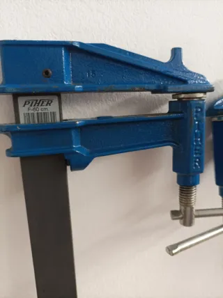 Sargentos PIHER. Medida libre dé apriete 61.