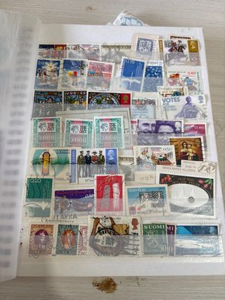 Album di francobolli e raccoglitori