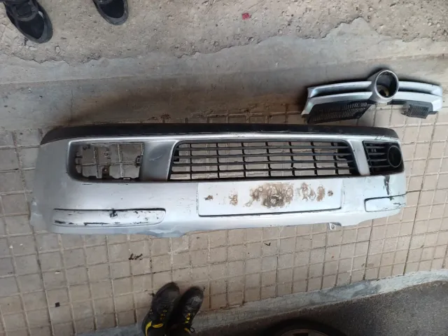 Paraurti anteriore Golf Jetta V e fari