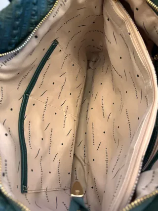 Borsa nuova con cartellino colore verdone