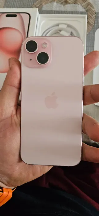 iPhone 15 Rosa 128GB - 86% Batería