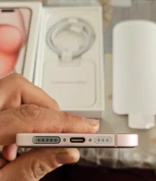 iPhone 15 Rosa 128GB - 86% Batería