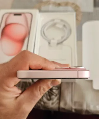 iPhone 15 Rosa 128GB - 86% Batería