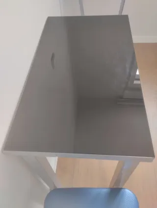 Mesa de cocina abatible.