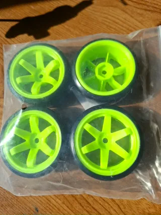 4 Ruedas para Drifting Color Verde Neón