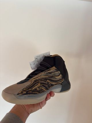 Adidas Yeezy Scarpe Beige/Marrone