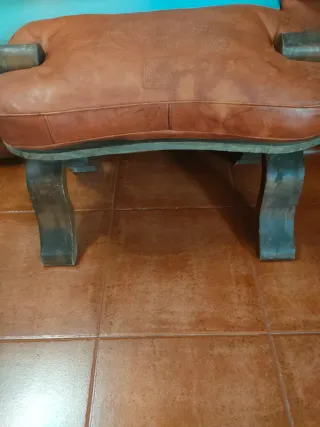 Reposapiés/Taburete Bereber Cuero