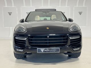 Porsche Cayenne Turbo 520cv