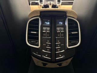 Porsche Cayenne Turbo 520cv