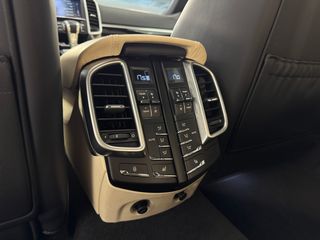 Porsche Cayenne Turbo 520cv