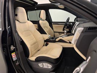 Porsche Cayenne Turbo 520cv