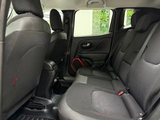 JEEP Renegade 2.0Mjt Trailhawk 4x4 desde 279€/mes*