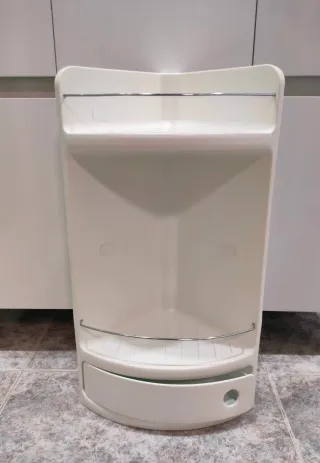 Estantería esquinera grande para ducha.