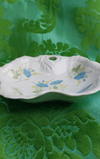 ⚜️ Bombonera de Porcelana Francesa