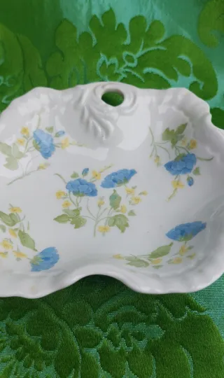 ⚜️ Bombonera de Porcelana Francesa