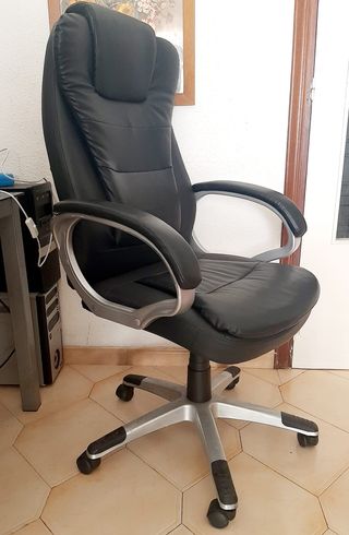 Silla de Oficina Ergonómica Negra Grande