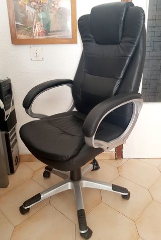 Silla de Oficina Ergonómica Negra Grande