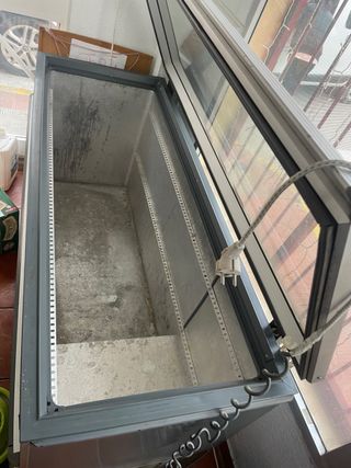 Congelador horizontal con tapa de cristal