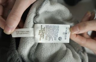 Pantalón chándal/jogger gris Lacoste