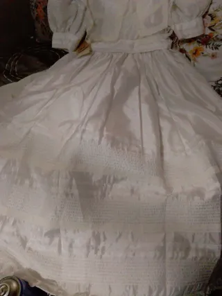 Vestido de comunión seda natural sin estrenar