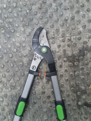 Cortasetos Geolia Metal y Plástico