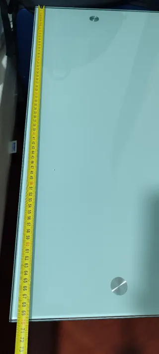 Mesa cristal y tarima