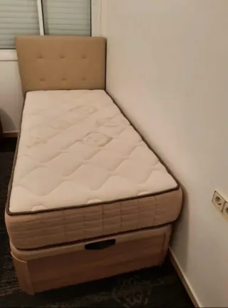 Canapé abatible con colchónes viscoelástica