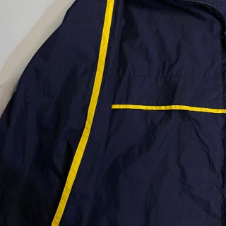 Chaqueta Starter Azul y Blanca con Detalles Amaril