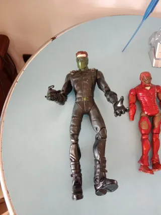 Action Figure Set - Robot & Supereroi