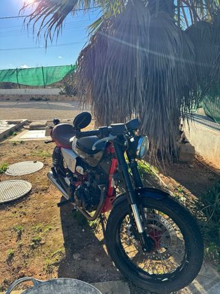 Hanway RAW 125sr Negra/Roja