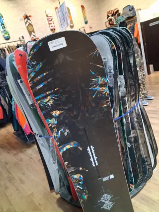 Tabla Snowboard 152 Burton flight attendant