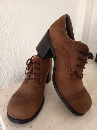 Botines Tracker's Marrones Talla 38 NUEVOS