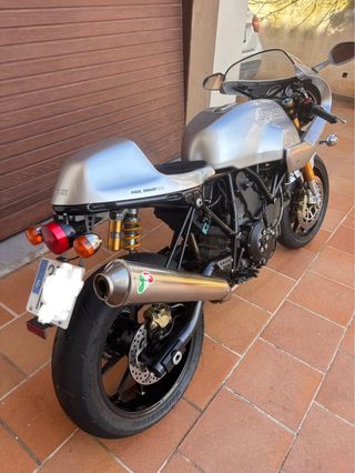 Colín de fibra para Ducati Sport Classic