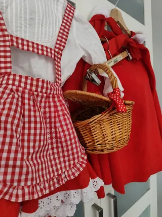 Disfraz Caperucita Roja con cesta
