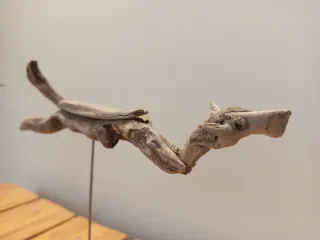 Figura decorativa de madera