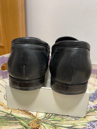 Zapatos Lottusse de piel negros