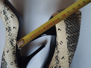 Zapatos Zara Talla 36 Tacón Animal Print
