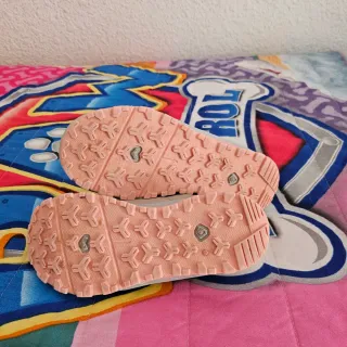 Botas montaña niña T.30