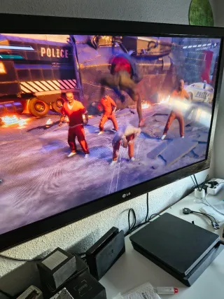 PS4 Slim 1TB + 13 Juegos FW 12.56 Vendo o cambio