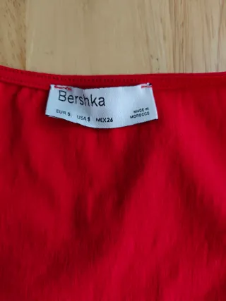 Vestido Zara rojo ajustado