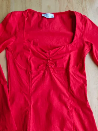 Vestido Zara rojo ajustado