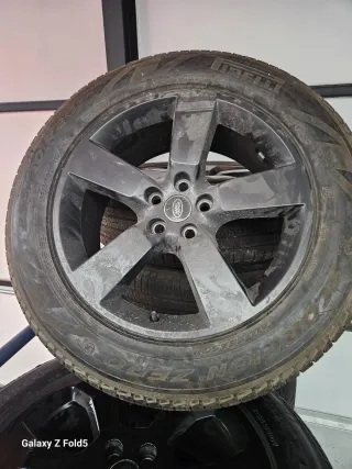 Llantas originales Range Rover 20” + neumáticos